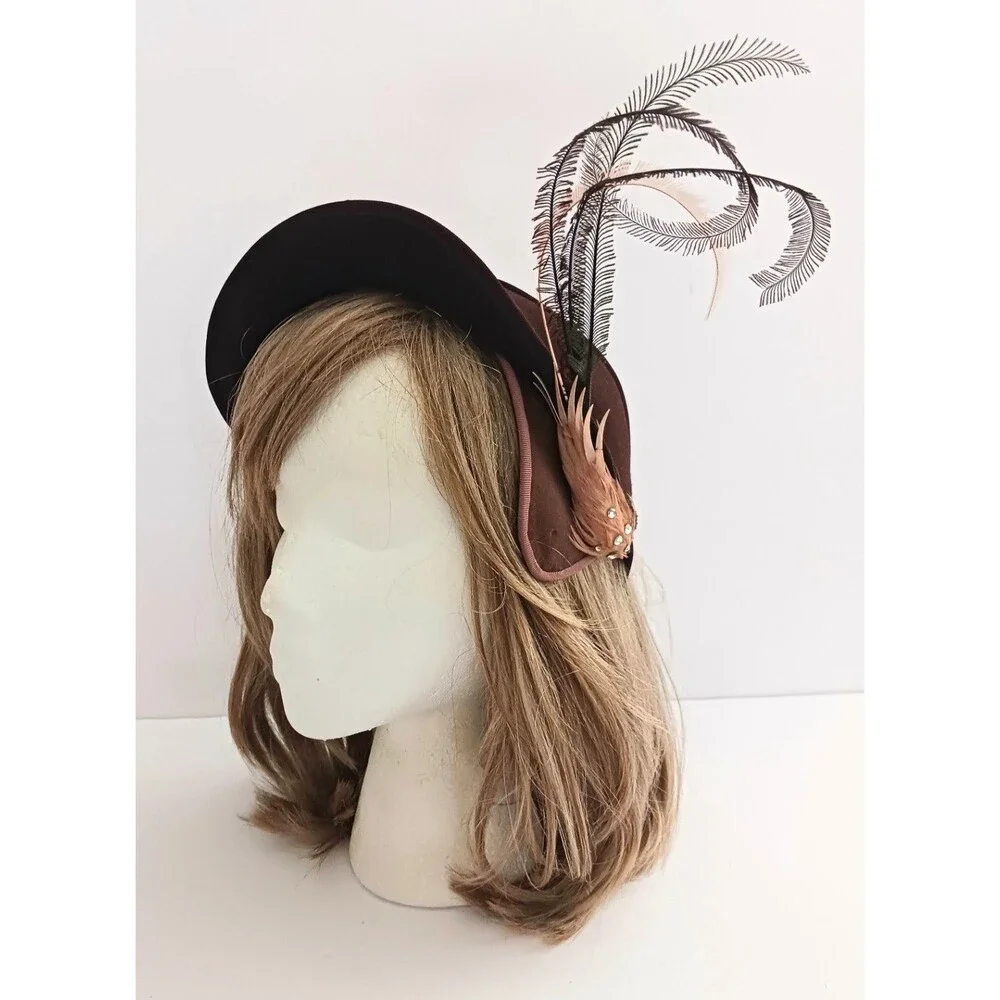 VTG 30s Jean Patou Paris Cloche Hat w Feathers US Upscale Milliner Distribution